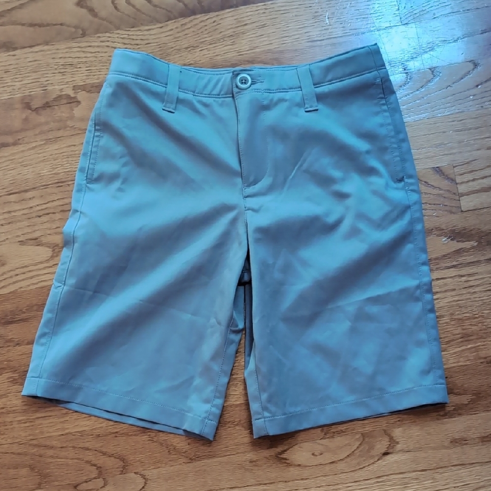 Under Armour Gray Athletic Dress Shorts